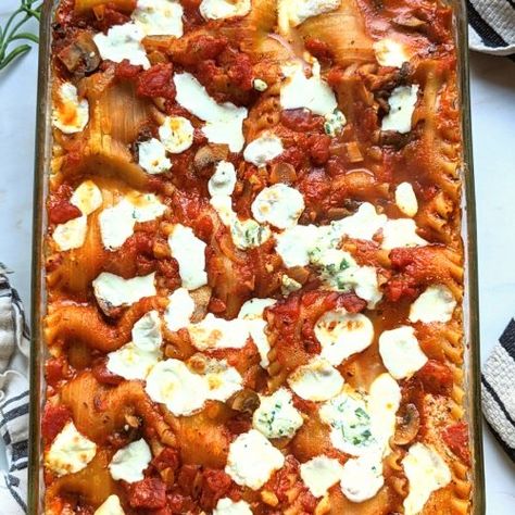 Low Sodium Lasagna - Low So Recipes Low Sodium Lasagna Recipe, Low Sodium Lasagna, Low Sodium Cornbread Recipe, Low Sodium Beef Stew, Low Salt Dinners, Dinner Ideas Easy Recipes, Low Sodium Pizza, Low Sodium Cheese, Vegetarian Holiday Recipes