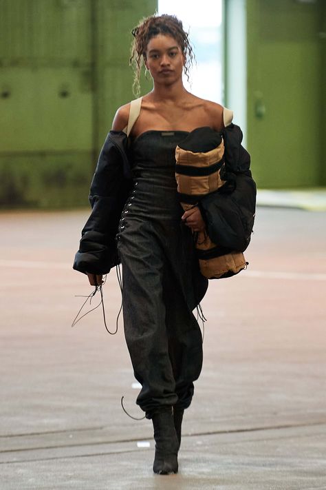 Berlin Fashion Week Street Style, Berlin Fashion Street, Berlin Aesthetic, Berlin Fashion Week, 2025 Fashion Trends, Berlin Fashion, Archive Fashion, Trends 2025, Spring 2025