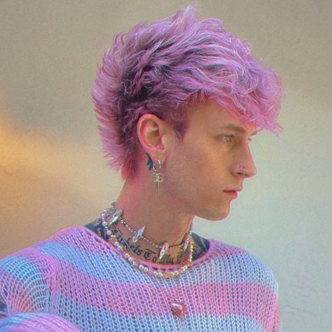 Kelly Hair, Boys Colored Hair, Short Punk Hair, Star Pearl, Mens Hair Colour, Men Hair Color, Punk Hair, Pink Hair, Hair Goals