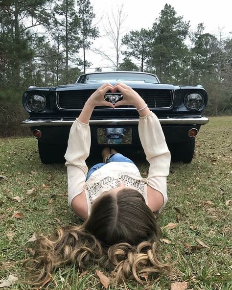 Muscle Car Photoshoot, Car Photography Poses Women, Car Model Poses, Mustang Photoshoot, Valentines Photoshoot, Car Shoot, Classic Car Photoshoot, Haircut Selfie, Photo Hijab