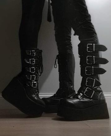 Demonia Boots, Goth Shoes, Goth Boots, Goth Aesthetic, Grunge Goth, Dream Shoes, Dark Fashion, Couple Aesthetic, Boots Outfit