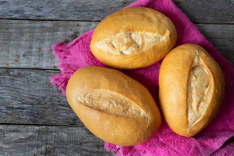 Bolillo, The Go-To Mexican Bread Mexican Sandwich, Mexican Bread, Traditional Mexican Food, Latin American Food, Importance Of Food, Mexican Dessert, Bread Mix, Easy Mexican, Mexican Food Recipes Easy