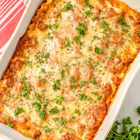 Cream Cheese Lasagna, Cheese Lasagna Recipe, Cowboy Casserole Recipe, Recipes Lasagna, Crock Pot Lasagna Recipe, Chicken Alfredo Lasagna, Best Lasagna Recipe, Cheese Lasagna, Chicken Alfredo Recipes