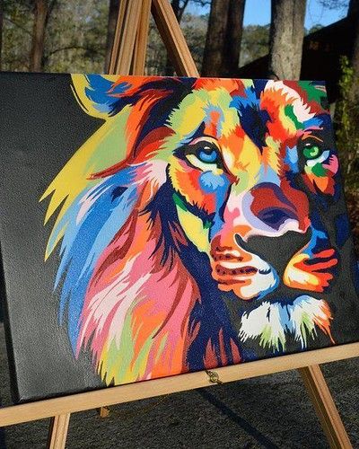 Love Canvas Painting, Spray Paint Canvas, Black Canvas Paintings, Canvas For Beginners, Lion Painting, Canvas Drawing, Small Canvas Paintings, Spray Paint On Canvas, Painting Canvases