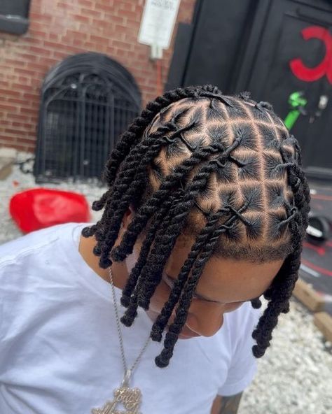 Mens Dreadlock Styles, Hair Twists Black, Dreads Hairstyles, Mens Dreads, Dread Styles, Cornrow Hairstyles For Men, Braids For Boys, Tapered Hair, Dreadlock Hairstyles For Men