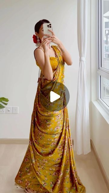 New Drape Saree, Saree Look For Haldi Function, Haldi Saree Draping, Haldi Look For Groom Sister, Saree Styles For Wedding Function, Best Saree Draping Styles, Function Saree Look, Different Saree Draping Styles For Reception, Haldi Outfit For Groom Sister