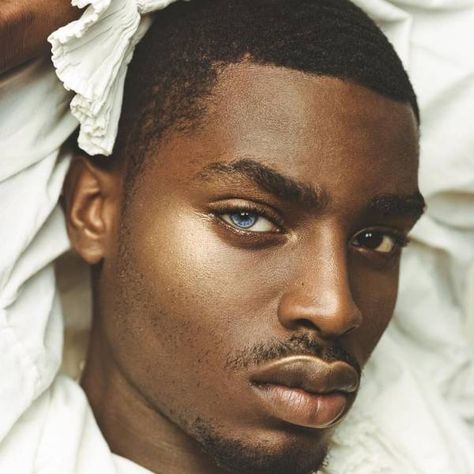 Mekhi Lucky, Dark Skin Men, Aesthetic People, Interesting Faces, Black Boys, Black Is Beautiful, Beautiful Eyes, Character Inspiration, Black Men