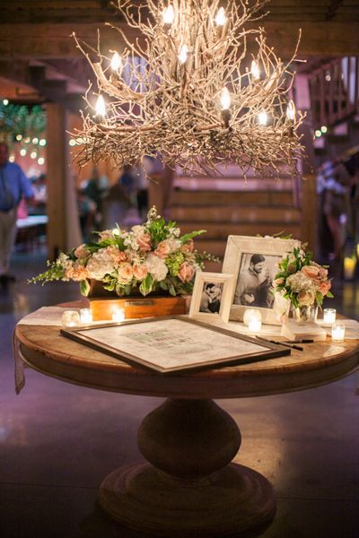 guest book table | Declare Photography #wedding Simple Guest Book Table, Wedding Guest Book Table Set Up, Guest Book Tables, Loving Memory Table Wedding, Guest Book Table For Wedding, Wedding Welcome Table, Wedding Guest Table, Wedding Guest Book Table, Gift Table Wedding