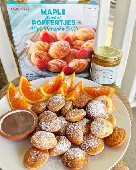 TRADER JOES OBSESSED & MORE ❤️ on Instagram: “🥞❤️SUNDAY BRUNCH…Grab these Maple Mini Pancake Puffs (Poffertjes) 🥞 🍁 $2.99 while they are here! They are sooo good and easy to prepare!…” Mini Puff Pancakes, Trader Joes Brunch, Pancake Puffs, Puff Pancake, Mini Pancakes, Easy Brunch, Trader Joe's, Mini Foods, Sunday Brunch