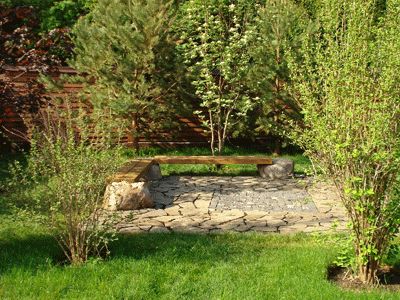 Feng Shui Landscape, Patio Border, Feng Shui Garden Design, Small Architecture, Feng Shui Garden, Design Fence, Bench Garden, Simple Backyard, Wooded Area