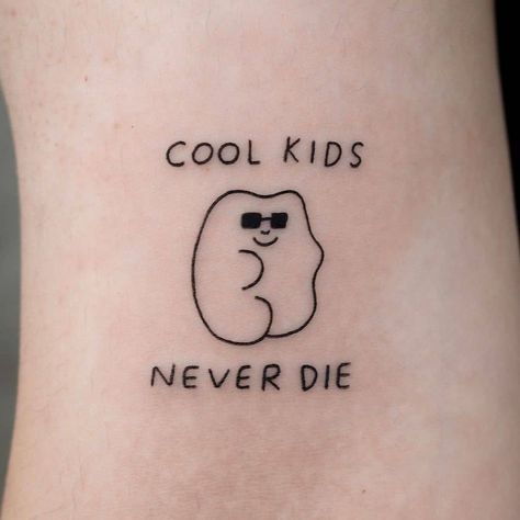 Tattoo Artist Goodmorningtown Funny Small Tattoos, Tattoo Cover Up, Cute Tiny Tattoos, Korea Seoul, Poke Tattoo, Tattoo Cover, Funny Tattoos, Best Friend Tattoos, Dainty Tattoos