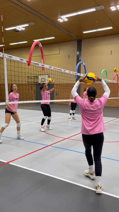 Warm up for 2023 🥳 #volleyball #practice #inspiration #happynewyear | Instagram Volleyball Camp Ideas, Volleyball Strategies, Volleyball Dynamic Warmup, Volleyball Warmups, Volleyball Tryout Drills, Diy Volleyball Training Equipment, Coaching Volleyball Middle School, Diy Volleyball Spike Trainer, Volleyball Pep Rally Ideas