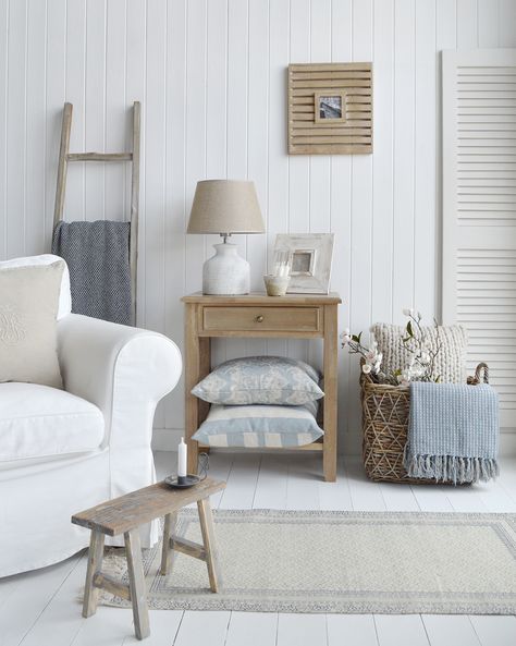 New England Style Living Room, New England Bedroom, Neutral Coastal Living Room, New England Decor, New England Interior, New England Furniture, Grey Console Table, Modern Farmhouse Furniture, White Lighthouse