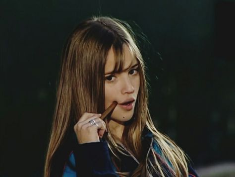 Mia Colucci, Rebelde Way, Romantic Photoshoot, Jennifer Love Hewitt, Mia 3, 가을 패션, Doll Face, Look At You, Pretty Woman