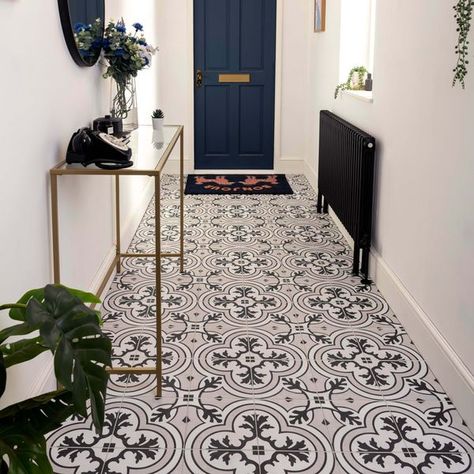 Grey And White Hallway Ideas, Grey And White Hallway, White Hallway Ideas, Hall Tiles, Grey Hallway, White Hallway, Tiled Hallway, House Staircase, Patterned Wall