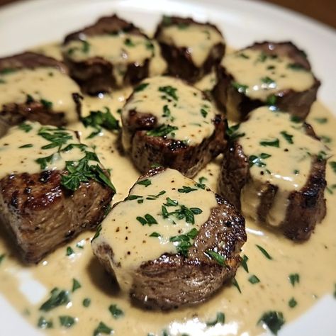 Garlic Butter Steak Bites with Parmesan Cream Sauce Garlic Butter Steak Bites With Parmesan Cream Sauce Recipe, Parmesan Steak Bites, Creamy Steak Bites, Cheese Steak Quesadillas, Shaved Beef Recipe, Baked Chicken Cutlets, Cheese Tortellini Recipes, Homemade Pizza Recipe Easy, Smoked Mac And Cheese