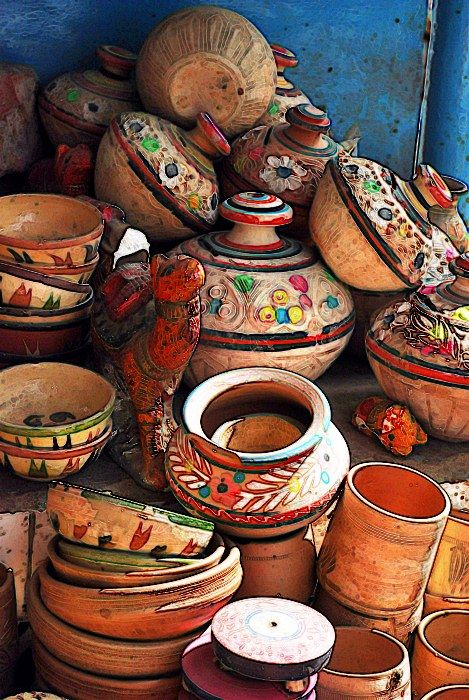 Pottery Design at Bhit Shah Shrine, Sindh, Pakistan Pakistan, White