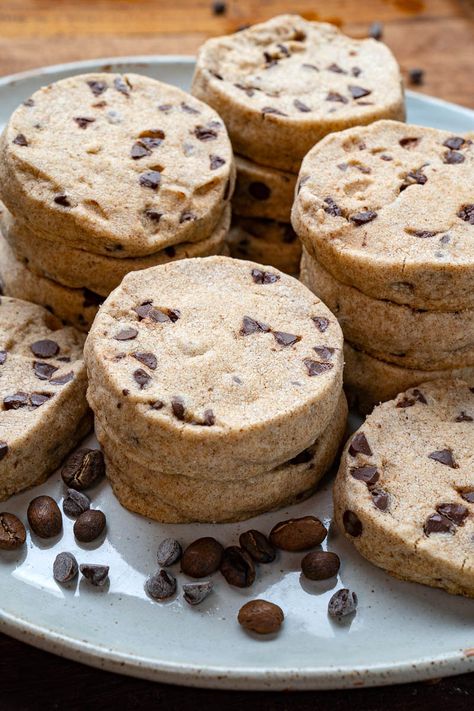 Espresso Shortbread, Espresso Chocolate Chip Cookies, Melt In Your Mouth Shortbread, Chocolate Chip Shortbread, Chocolate Chip Shortbread Cookies, Closet Cooking, Chocolate Espresso, Sweet Bakery, Melt In Your Mouth