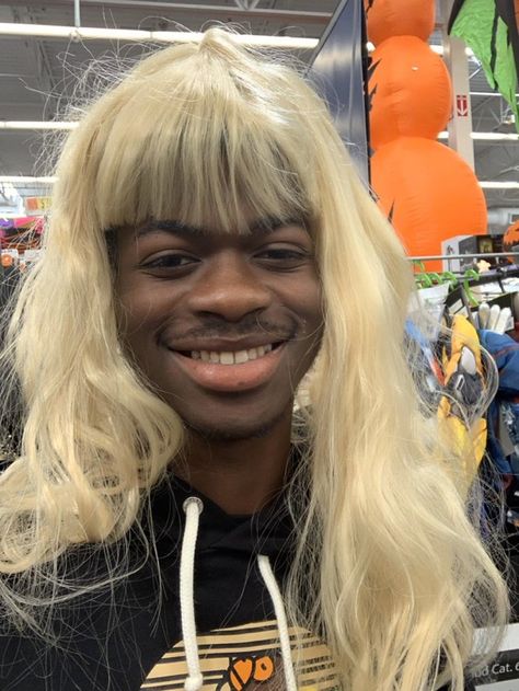 in a blond wig with bands and smiling Cupcakke Rapper, Blond Wig, Music People, Blonde Wig, Melanie Martinez, Rappers, Magazine Cover, Pretty People, Wigs