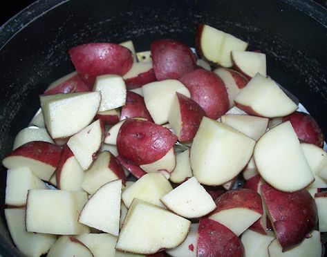 Steamed Parsley Red Potatoes | Just A Pinch Recipes Baby Red Potatoes, Just A Pinch Recipes, Just A Pinch, Potato Dishes, Red Potatoes, Veggie Sides, Large Pots, The Rack, Parsley