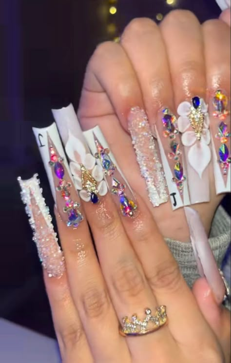 White Glam Birthday Nails, Extra Bling Acrylic Nails, Full Bling Acrylic Nails, Birthday Nails Extra Long Bling, Buchona Nails Acrylic, Blinged Out Birthday Nails, Birthday Nails Long Bling, Extra Bling Nails, Long Extra Nails