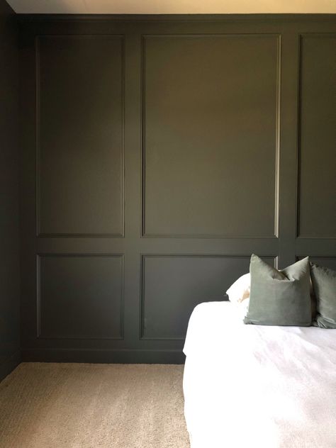 Weins Coating Wall Ideas Bedroom, Moody Wainscoting, Bedroom Wainscoting, Wainscoting Bedroom, House Renos, Moody Bedroom, Antique Finds, Dark And Moody, Dark Walls