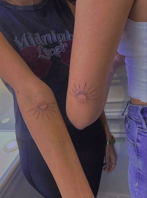 Small Behind Arm Tattoo, Sun Above Elbow Tattoo, Tattoo Ideas Thailand, Modern Tattoo Design, Fine Line Half Sun Tattoo, Dainty Tattoos Unique, Fine Line Sunset Tattoo, Simple Sunset Tattoo, Back Of Arm Tattoos For Women