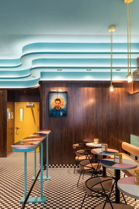 Ménard Dworkind creates retro coffee bar in downtown Montreal Italian Bar, Checkerboard Floor, Themed Cafes, Hospital Interior Design, Circular Table, Mosaic Flooring, Vintage Chairs, Cafe Bar, Bar Design