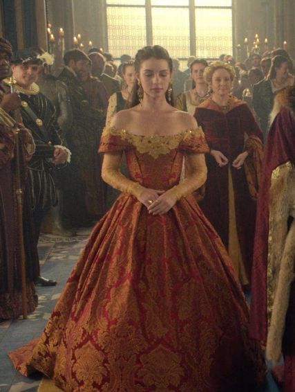 Mary Stuart - Reign "Coronation" - Season 2, Episode 3 Queen Mary Of Scots, Mary Of Scots, Reign Outfits, Royalty Dresses, Coronation Gown, Fashion Eras, Marie Stuart, Reign Mary, Reign Fashion