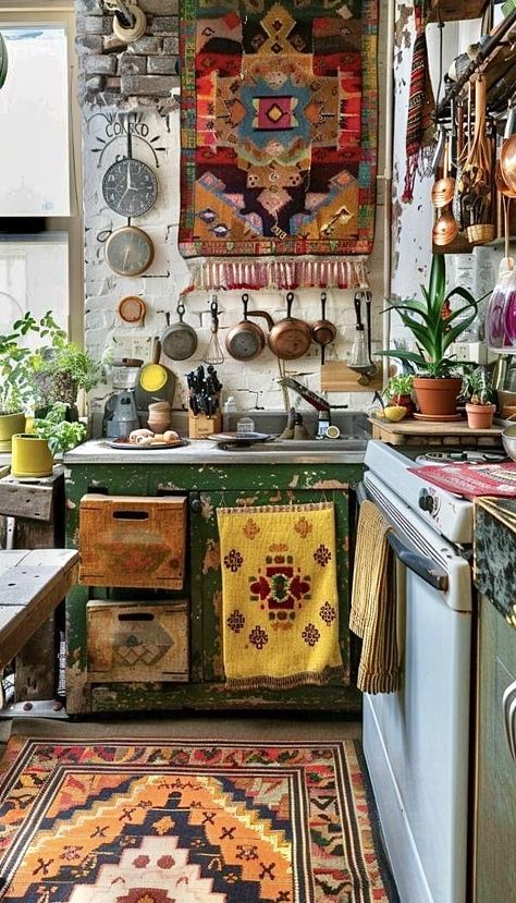 Boho Style Kitchen, Boho Kitchen Ideas, Boho Kitchens, Boho Kitchen Decor, Boho Kitchen, Apartment Kitchen, Dream House Interior, Free Spirited, Dream House Decor