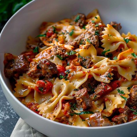 Italian Sausage Ideas Dinners, Italian Beef Sausage Recipes, Best Italian Sausage Recipes, Pasta Dishes With Italian Sausage, Italian Sausage With Bow Tie Pasta, Italian Sausage Bow Tie Pasta, Bow Tie Sausage Pasta, Pasta Recipes For Dinner Italian, What To Do With Italian Sausage