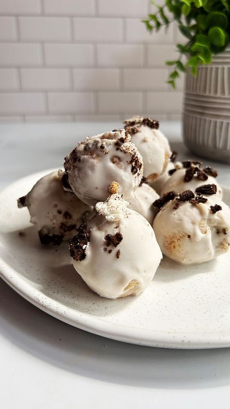 Protein Donut Holes, Oreo Donut, Protein Oreo, Donut Holes Recipe, Low Sugar Cookies, Donut Hole Recipe, Pancake Mix Recipe, Low Carb Cookies Recipes, Protein Pancake Mix