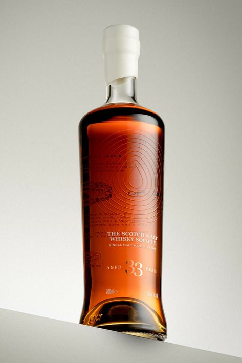 The Only Drop – Packaging Of The World Gin Bottle Photography, Whiskey Branding, Wine Commercial, Alcohol Photography, Whiskey Packaging, Whisky Packaging, Whisky Club, Suntory Whisky, Whiskey Brands