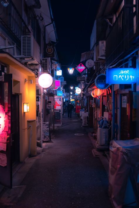 A narrow alley way with a neon sign on it photo – Free Tokyo Image on Unsplash Narrow Alley, Shinjuku Japan, Alley Way, Mo Design, City Wallpaper, Nature Images, Tokyo Japan, Neon Sign, Hd Photos