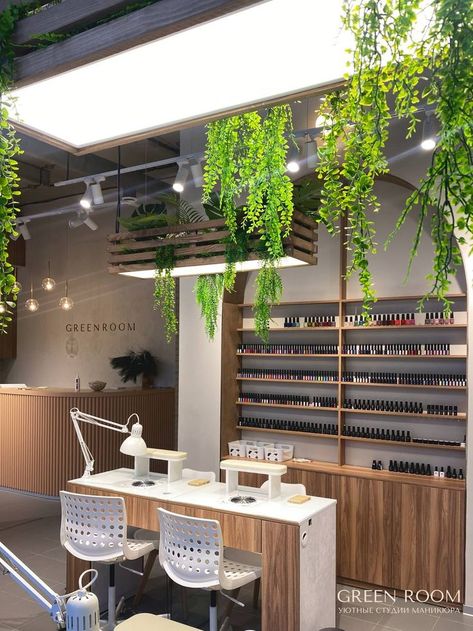 Green Nail Salon Interior Design, Earthy Nail Salon, Green Nail Salon Decor, Salon Greenery, Green Salon Ideas, Green Salon Decor, Green Nail Salon, Greenroom Ideas, Boho Nail Salon