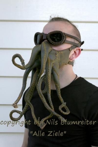 Kraken Costume, Octopus Mask, Diy Halloween Masks, Halloween Tattoo, Half Face Mask, Halloween Face Mask, Cool Masks, Face Mask Design, Face Mask Fashion