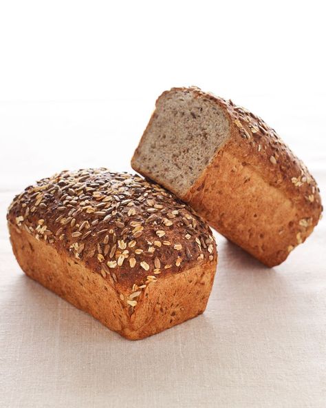 Basic Multigrain Bread Recipe (With Video) Multigrain Bread Recipe, Whole Grain Foods, Multi Grain Bread, Multigrain Bread, Pbs Food, Grain Bread, Wheat Berries, Honey Oatmeal, Bread Machine Recipes