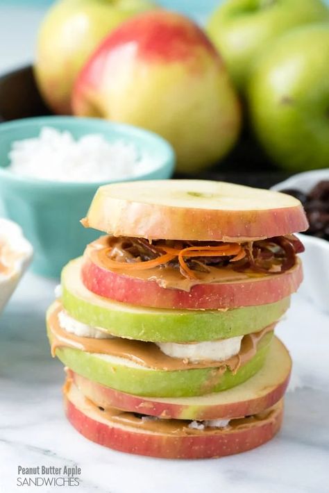 Apple Sandwich Recipes, Peanut Butter Apple Sandwich, Peanut Butter Sandwiches, Apple Peanut Butter, Training Food, Office Food, Apple Sandwich, Fall Eats, Whole 30 Snacks