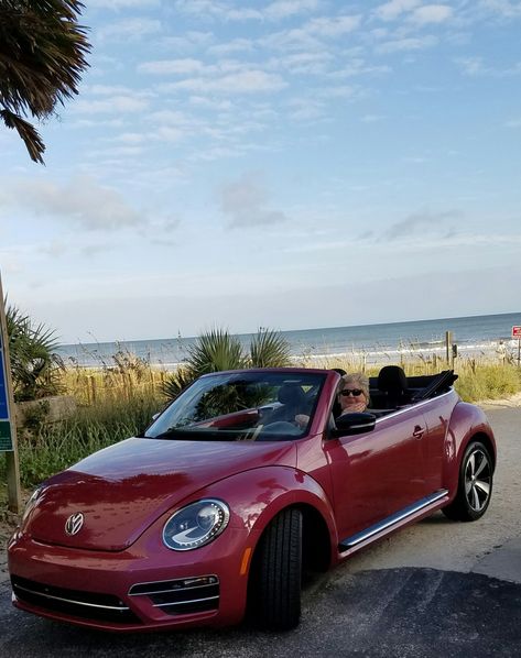 Cool First Cars, Red Beetle Volkswagen, Volkswagen Beetle Aesthetic, Red Volkswagen Beetle, Red Convertible Car, Bug Volkswagen, Beetle Volkswagen, Volkswagen Beetle Convertible, Bug Car