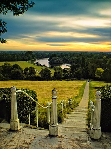 Richmond upon Thames, London. Richmond Upon Thames, Richmond Park, Evening Walk, England And Scotland, London Town, England Uk, English Countryside, England Travel, Staircases