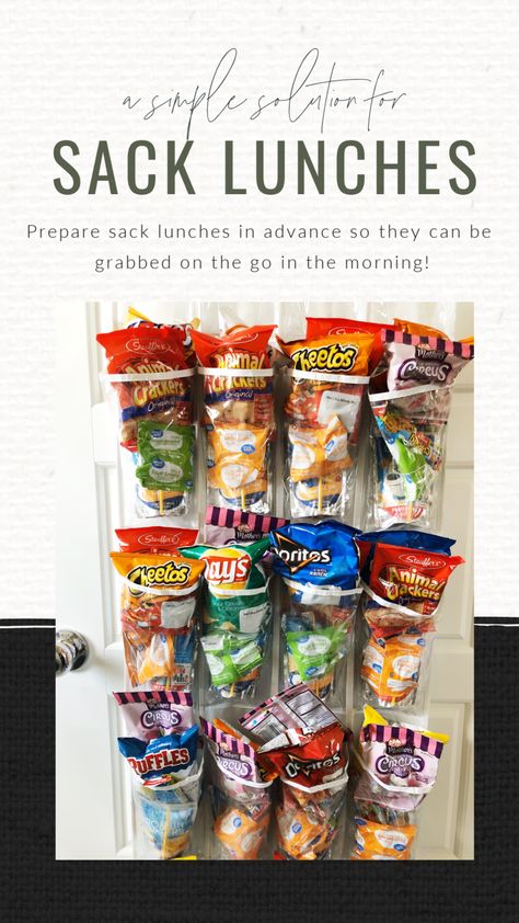 Kids Easy Grab and Go Lunch Idea Easy Grab And Go Lunch, Grab And Go Lunch, School Pizza, Easy School Lunches, Girls Lunch, Lunch Items, Sack Lunch, Lunch Buffet, Party Food Buffet