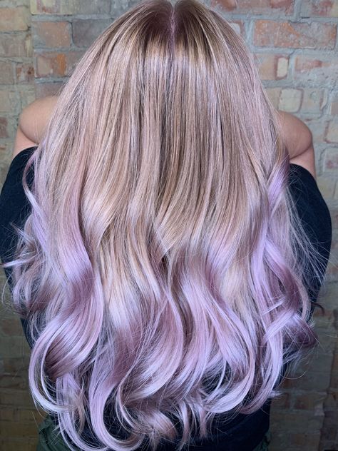 Lavender Ombre Hair Blonde, Blond Hair Purple Tips, Lavender Purple Highlights, Purple Foils In Blonde Hair, Light Blonde With Purple Highlights, Blonde Hair Lavender Tips, Purple Tips On Blonde Hair, Light Purple Hair Balayage, Lavender Lowlights Blondes