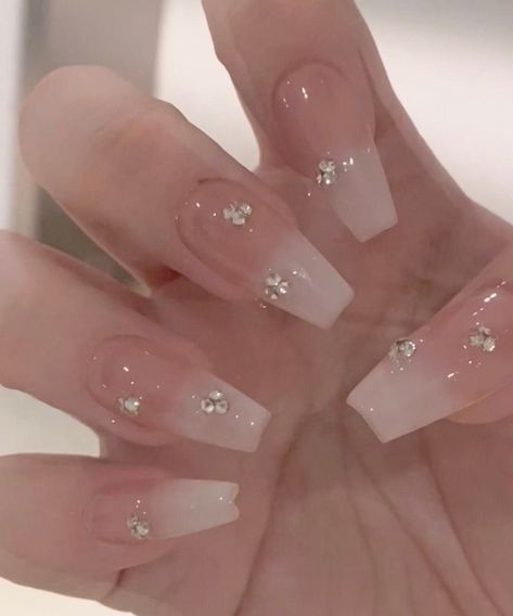 Asian Gel Nail Designs, Cottage Nails Aesthetic, Majestic Nails, Nail Elegant, Cutest Nails, Mail Inspo, Nails Birthday, Bridal Nails Designs, Pastel Nail