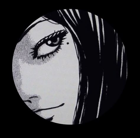 Tomie Profile Picture, Tomie Eyes, Tomie Junji Ito Icon, Tomie Junji Ito Pfp, Tomie Icons, Junji Ito Pfp, Tomie Pfp, Dark Grunge Aesthetic, Grunge Pictures