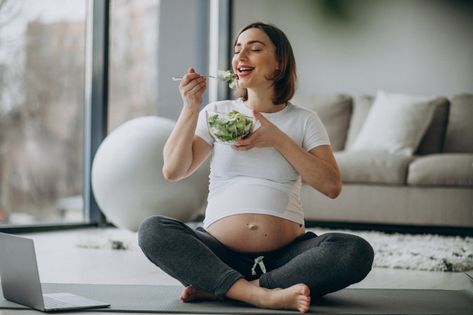 Young pregnant woman eating salad at hom... | Free Photo #Freepik #freephoto #food Pre Pregnancy Diet, Prenatal Yoga Poses, Tips For Pregnant Women, Pregnancy Diet Plan, Armpit Fat, Pregnancy Nutrition, Pregnancy Yoga, Pregnancy Food, Prenatal Yoga