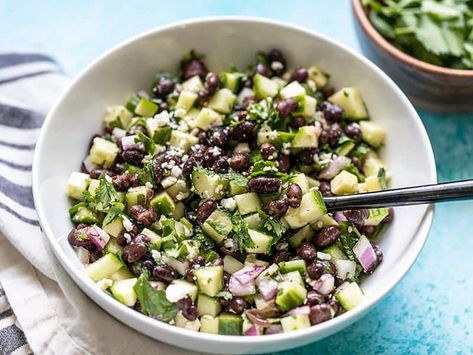 Bean And Cucumber Salad, Vegan Bean Salad, Thai Cucumber Salad, Black Bean Salad Recipe, Easy Summer Side Dishes, Summertime Salads, Fresh Cucumber, Salsa Fresca, Black Bean Salad