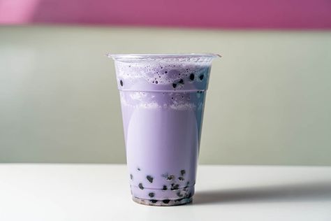 Simple Taro Milk Tea Recipe Pop Ice Taro, Ube Milk Tea, Taro Drink, Es Boba, Taro Milk Tea Recipe, Boba Taro, Easy Bubble Tea Recipe, Caffeine Benefits, Taro Tea