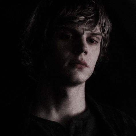 ⛧ tate langdon (evan peters) american horror story icon ⛧ Tate Lagoon, Tate Langdon Rubber Suit, Ahs Tate Langdon, Ahs Tate, Evan Peters American Horror Story, Story Icon, Characters From Movies, Evan Thomas, Tate Langdon