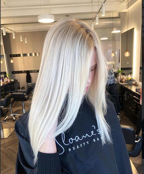 White Sand Blonde Hair, Solid Blonde Hair Color, Blonde Light Hair, Platinový Blond, Sand Blonde Hair, Style Hair Extensions, Blonde Styles, Icey Blonde, Blond Hairs