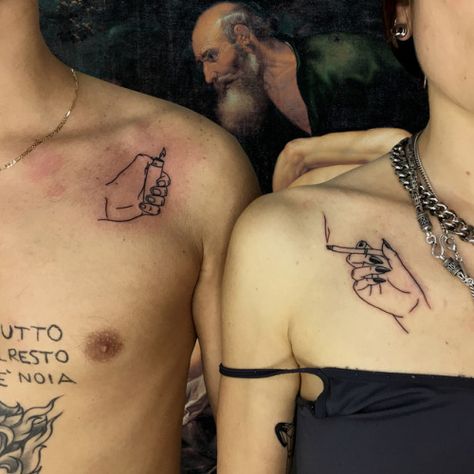 Partner Tattoos, Maching Tattoos, Rauch Fotografie, Light Tattoo, Matching Couple Tattoos, Matching Tattoo, Cute Tattoos For Women, Best Friend Tattoos, Aesthetic Tattoo